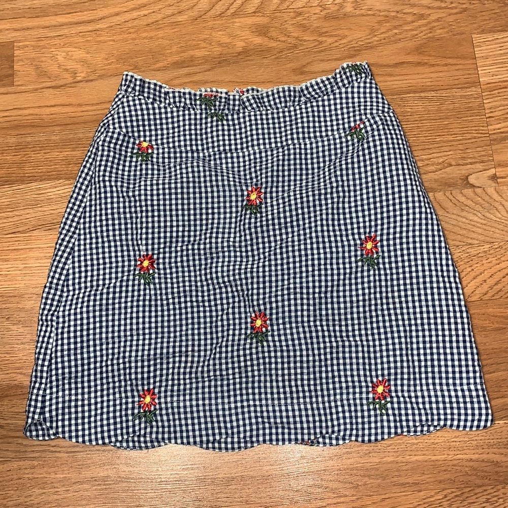 Gingham flower skirt